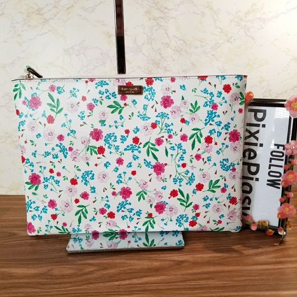 Kate Spade Gia Gardner Greenhouse Floral Pouch - Picture 2 of 6